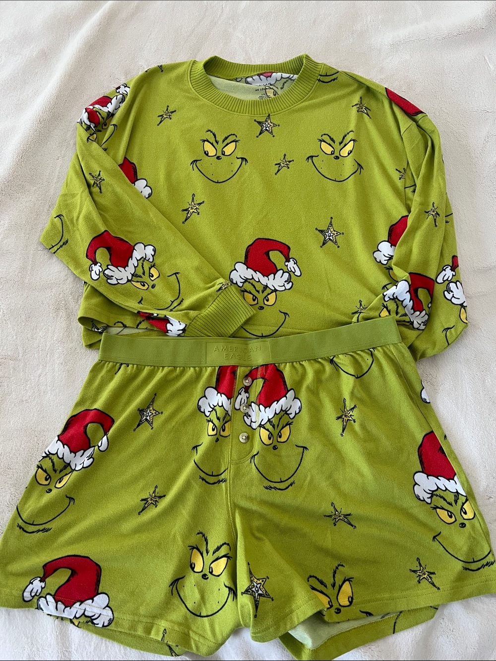 American Eagle grinch Pj set